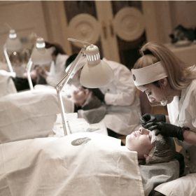 Γνώρισε τα πάντα γύρω από το Microblading Τατουάζ Φρυδιών
