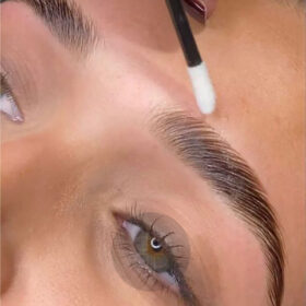 Brow Lamination στο Χαλάνδρι
