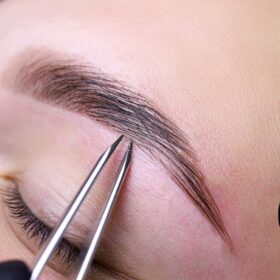 eyebrow-shaping-chalandri-athens-brow-tweezing-prosopo.jpg