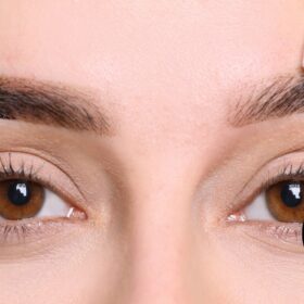 henna-brows-development-removal-closeup-chalandri-athens-prosopo.jpg
