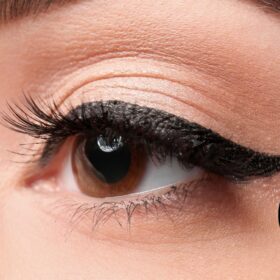 permanent-eyeliner-result-winged-sharp-definition-prosopo.jpg